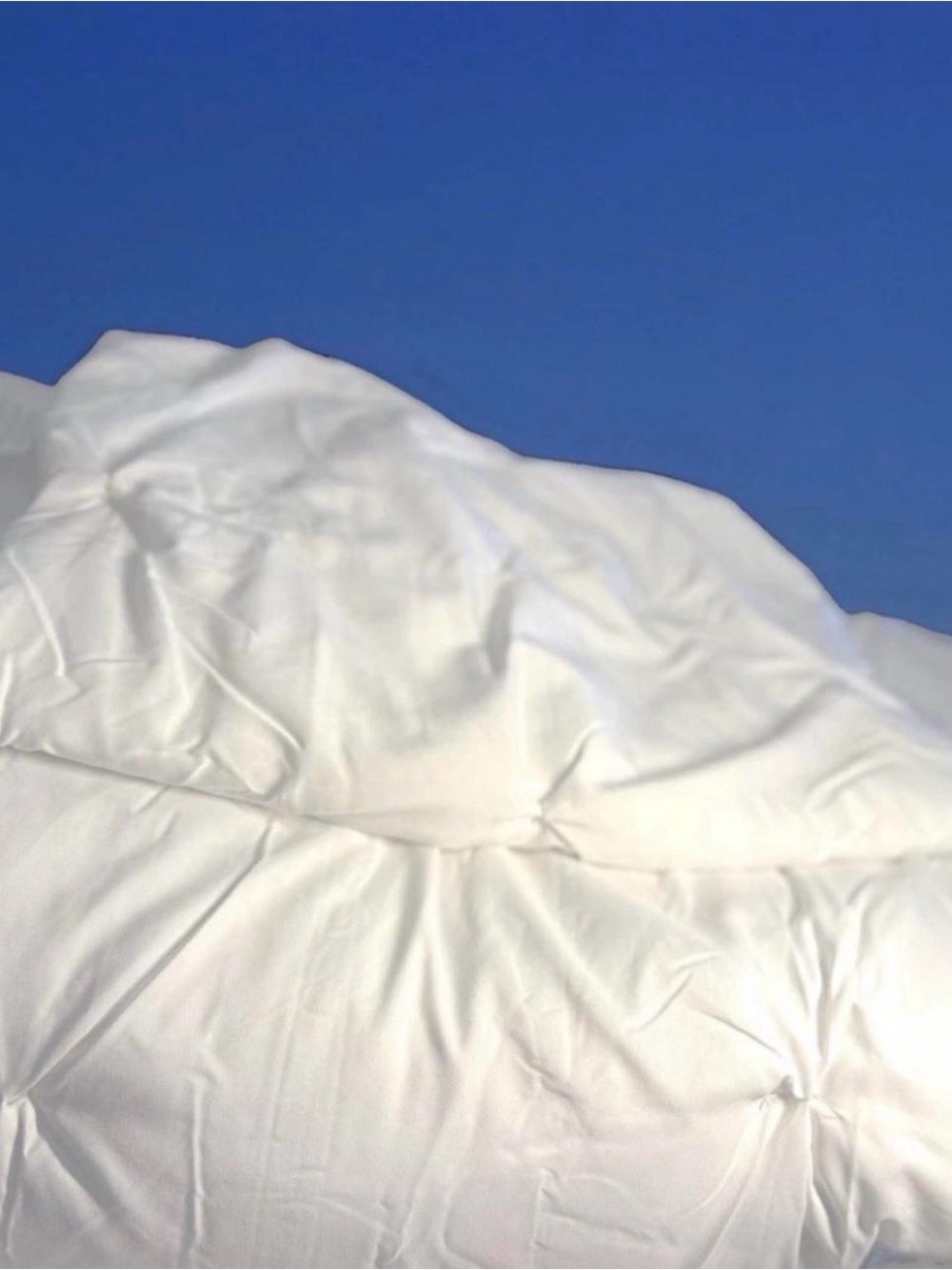 Pottery Barn Teen White Comforter - Clean Classic Look